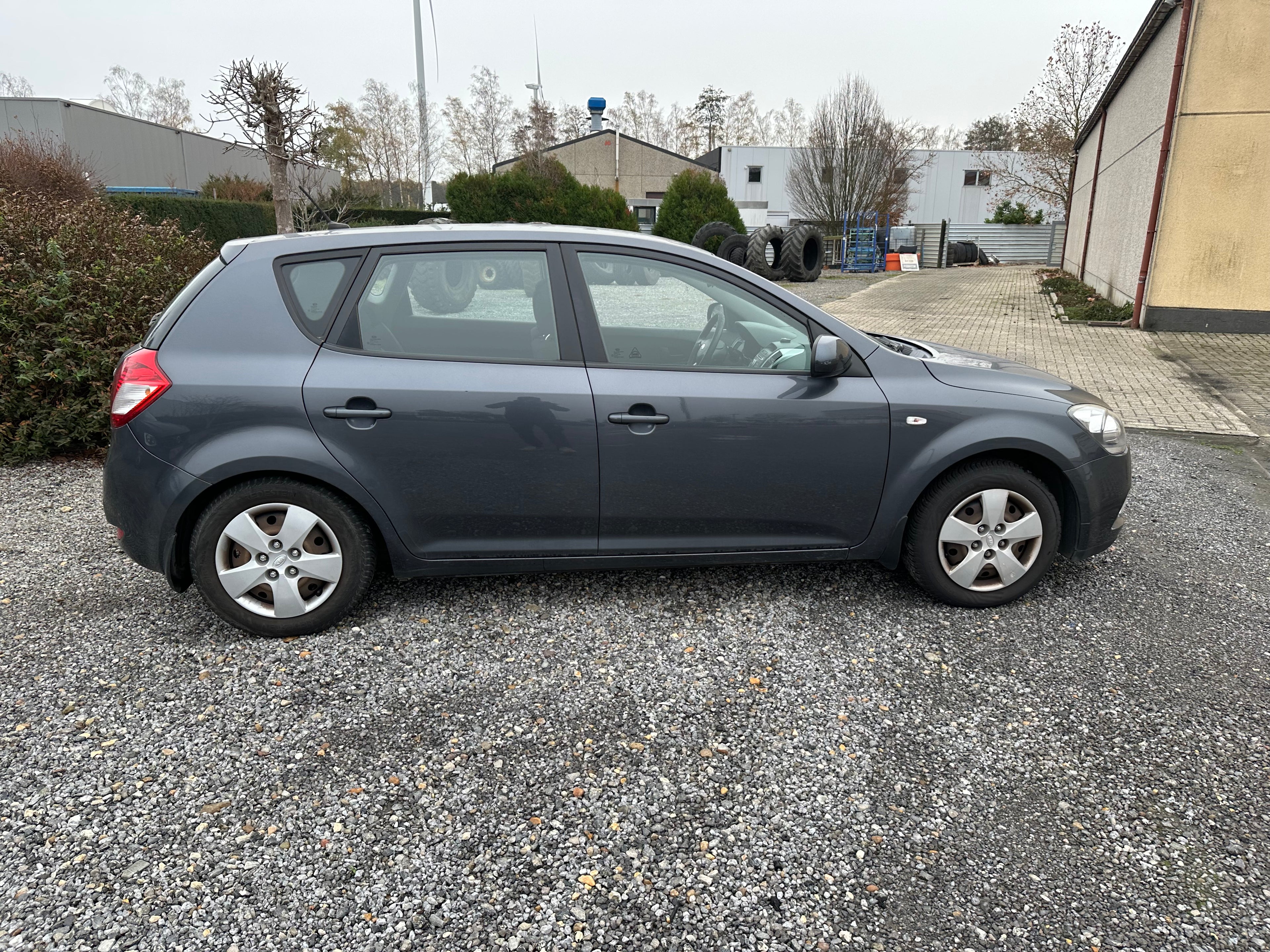 KIA CEE’D 1.6 CRDI 115 KM 2010