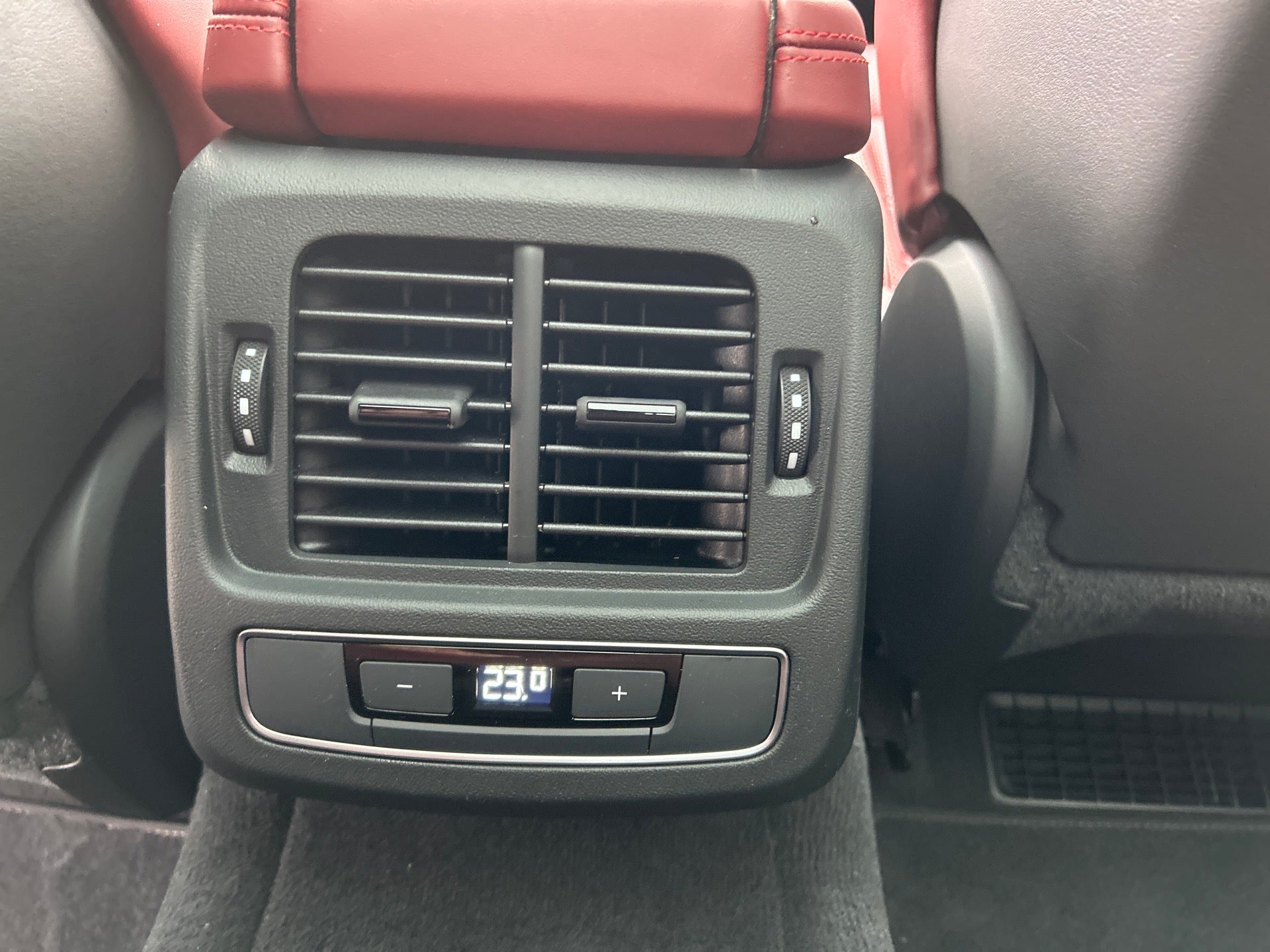 Audi E-tron GT quattro | 476 HP | 2023 | 25,771 km | Panorama | LED |