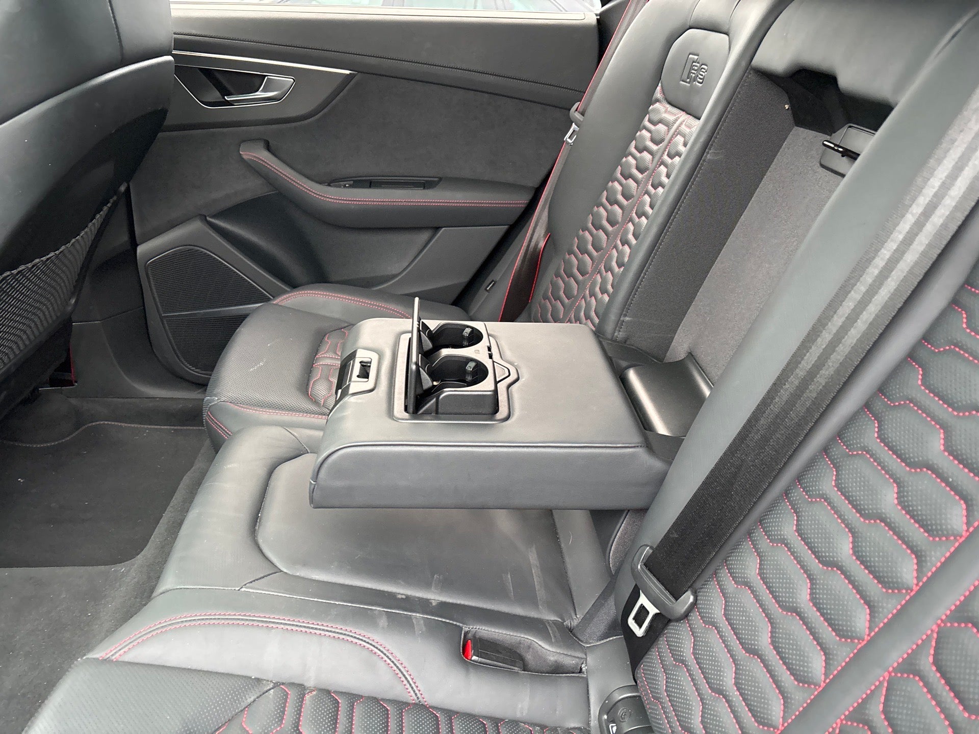 Audi RS Q8 4.0 TFSI quattro | 600 KM | 2022 | Ceramiczne hamulce |