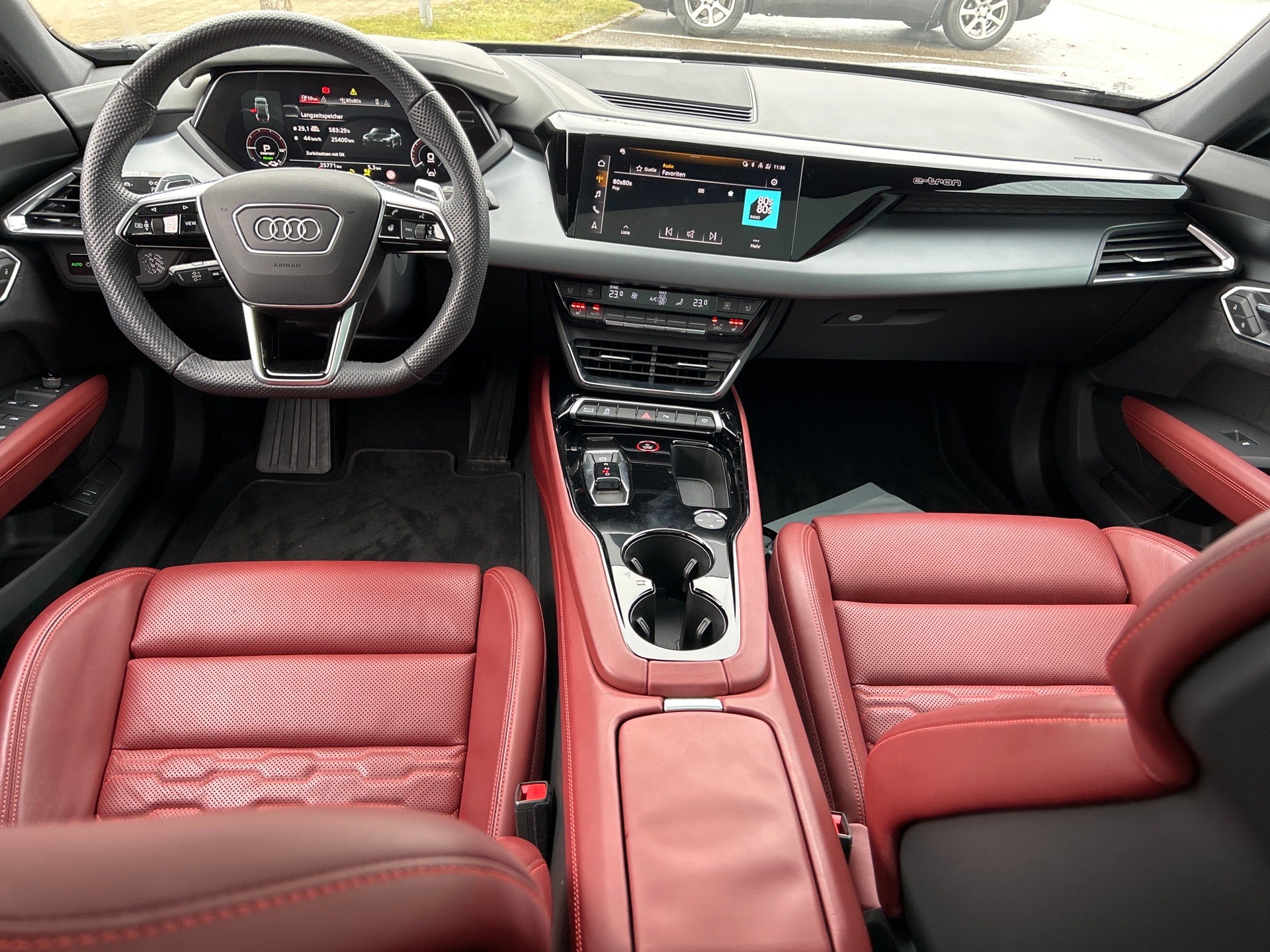 Audi E-tron GT quattro | 476 HP | 2023 | 25,771 km | Panorama | LED |