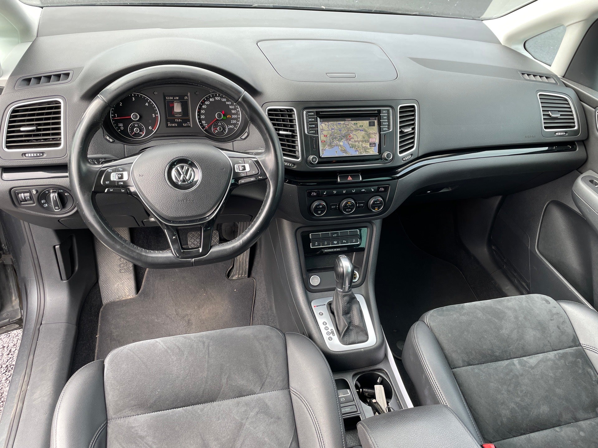 Volkswagen Sharan Highline DSG 4Motion