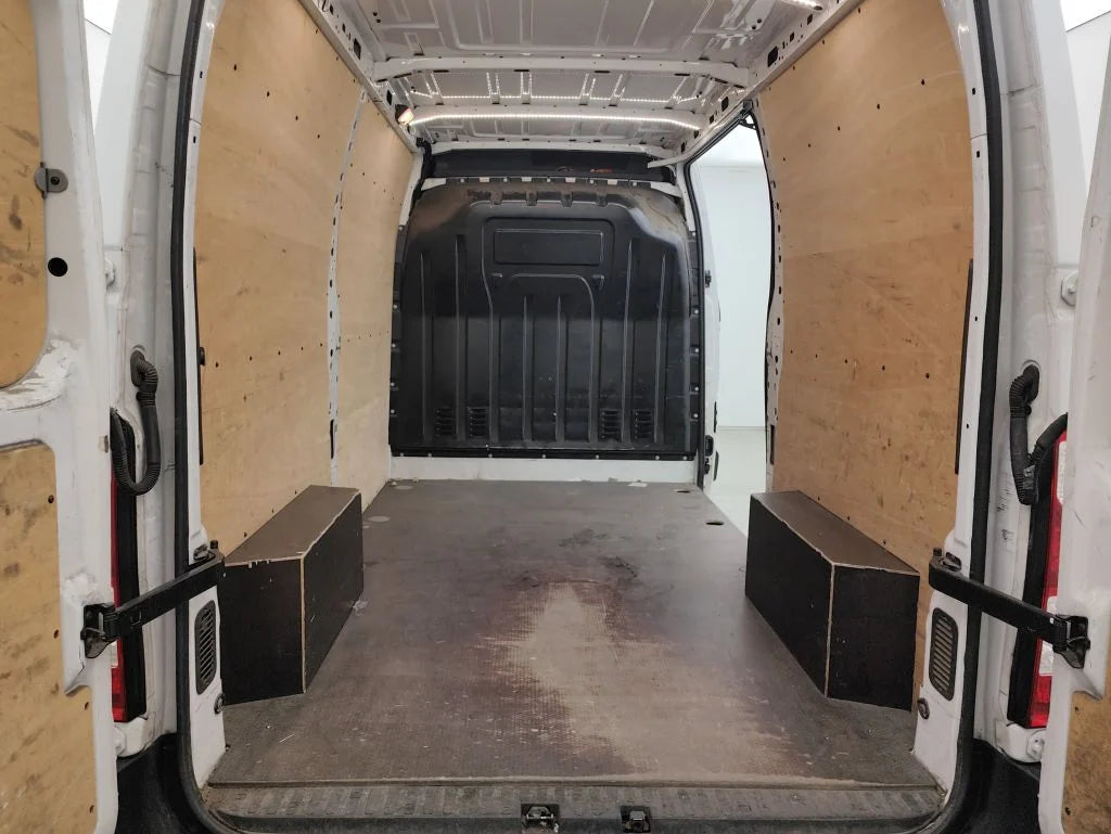 Renault Master IV  2.3 L2H2 3.5T dCi 130 | 2018 | Euro 6 | 3-miejscowy